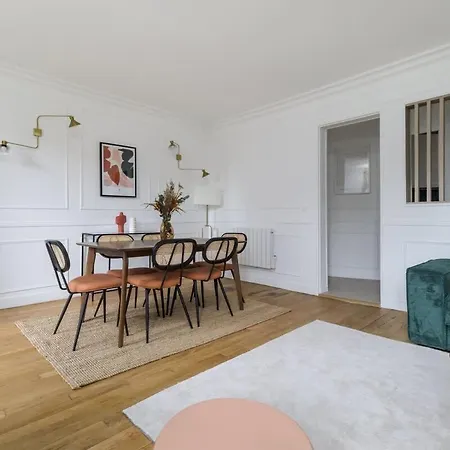 Διαμέρισμα Spacious - 5e